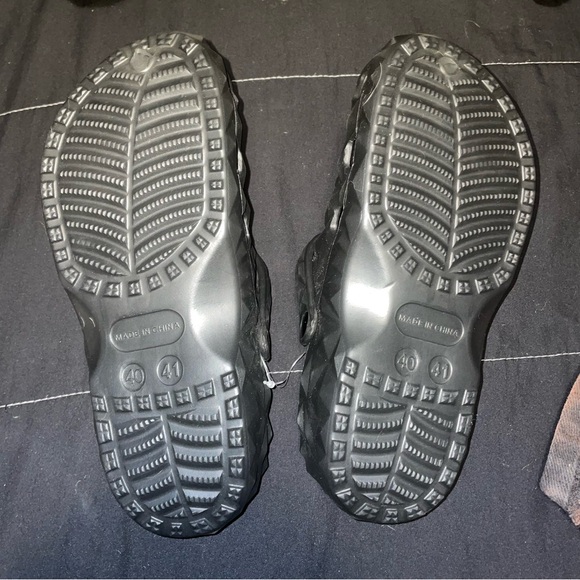 Geometric Black Embellished Clogs with steampunk Charms 40-41 (w9 m7) nwot - Picture 6 of 9